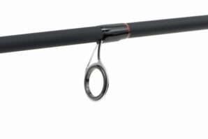 Спиннинговое 2-ух частное удилище FOX RAGE Warrior Medium Spin 240cm/7.8ft 15-40g3